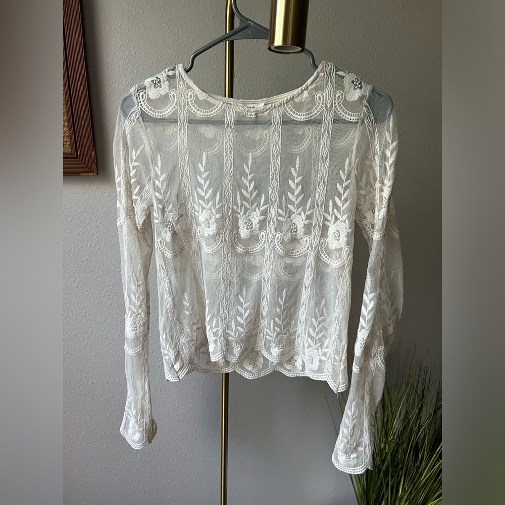 Vintage lace top by AMP